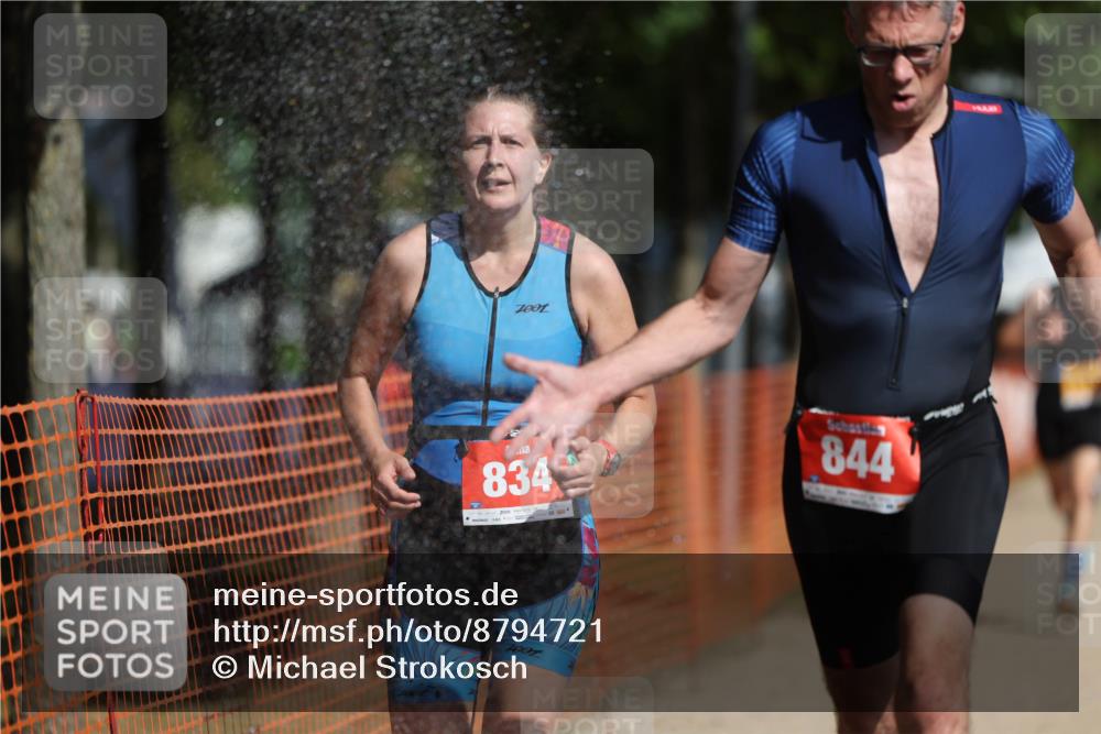 07.09.2025 - 19. Norderstedt Triathlon Michael Strokosch http://msf.ph/oto/8794721 07.09.2025 11:51:42 Laufen 834, 844, 1152, 1181, 1194 meine-sportfotos.de