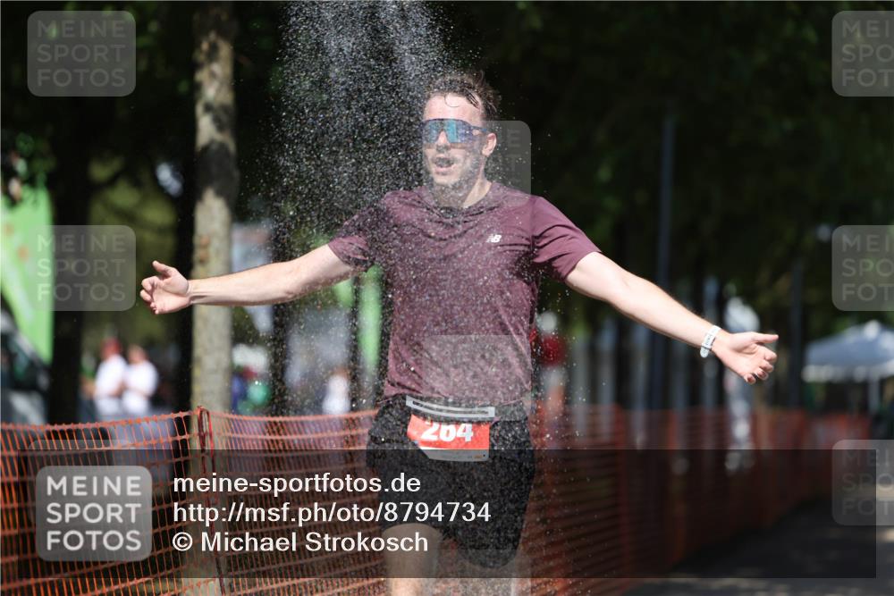 07.09.2025 - 19. Norderstedt Triathlon Michael Strokosch http://msf.ph/oto/8794734 07.09.2025 13:48:28 Laufen 264 meine-sportfotos.de