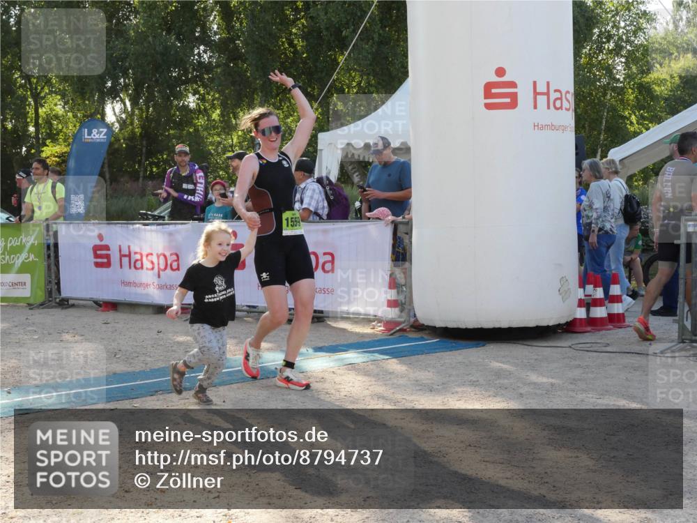 07.09.2025 - 19. Norderstedt Triathlon Zöllner http://msf.ph/oto/8794737 07.09.2025 16:51:02 Ziel 416, 1061, 1424, 1559 meine-sportfotos.de