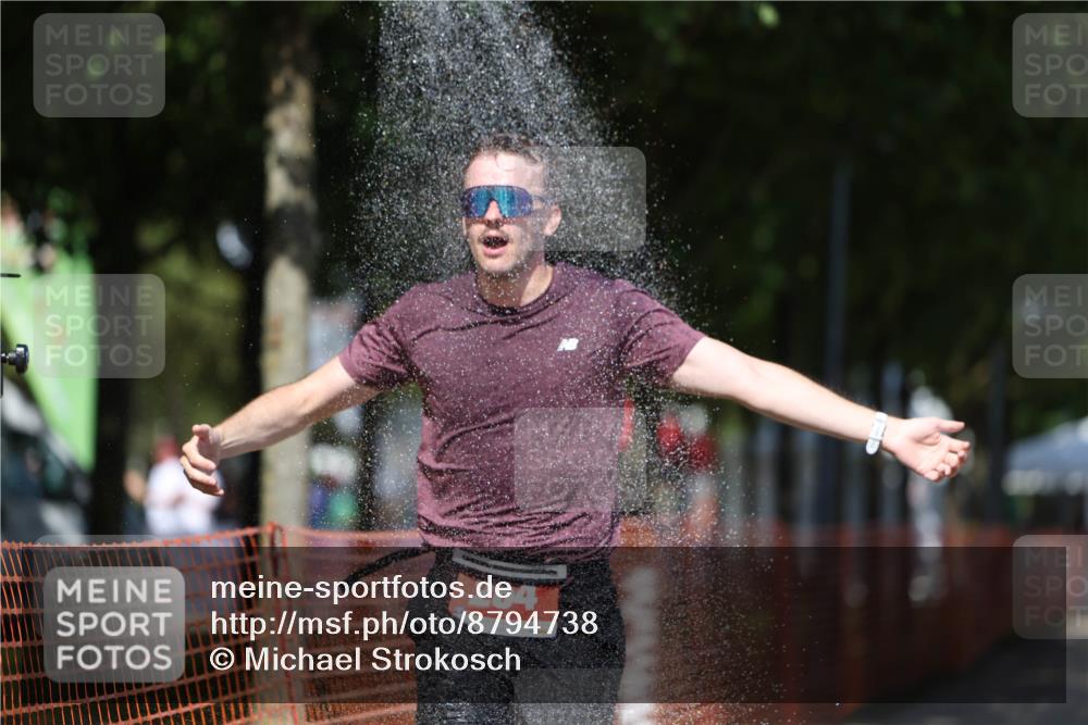 07.09.2025 - 19. Norderstedt Triathlon Michael Strokosch http://msf.ph/oto/8794738 07.09.2025 13:48:28 Laufen 264 meine-sportfotos.de