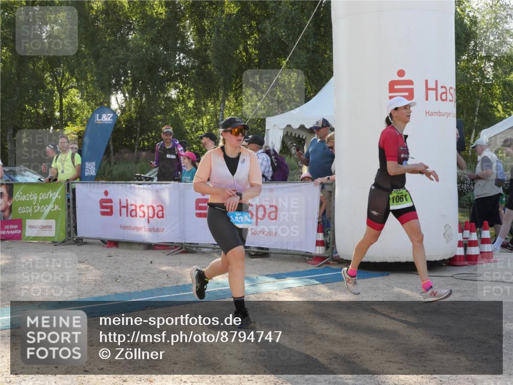 07.09.2025 - 19. Norderstedt Triathlon Zöllner http://msf.ph/oto/8794747 07.09.2025 16:51:05 Ziel 416, 1061, 1424, 1559 meine-sportfotos.de