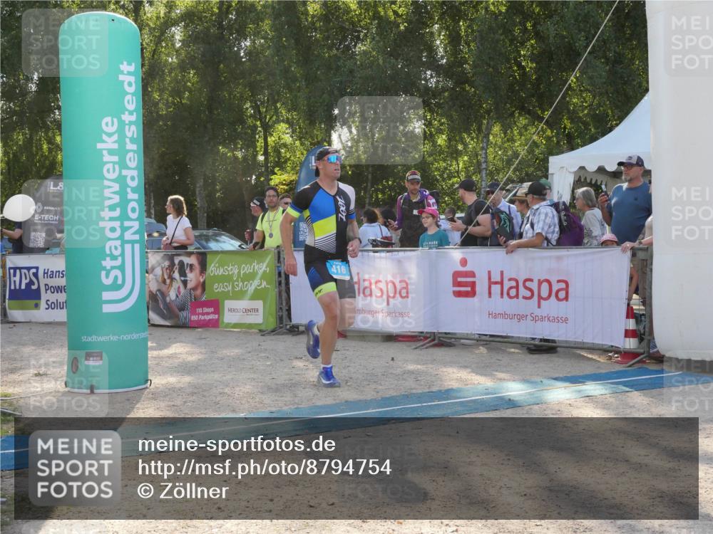07.09.2025 - 19. Norderstedt Triathlon Zöllner http://msf.ph/oto/8794754 07.09.2025 16:51:06 Ziel 416, 1061, 1424, 1559 meine-sportfotos.de