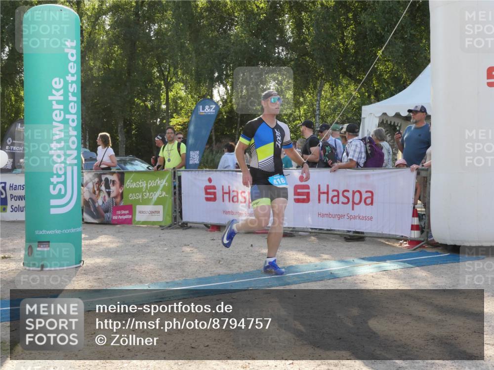 07.09.2025 - 19. Norderstedt Triathlon Zöllner http://msf.ph/oto/8794757 07.09.2025 16:51:06 Ziel 416, 1061, 1424, 1559 meine-sportfotos.de