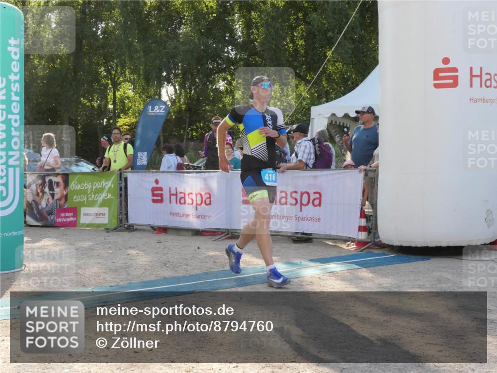 07.09.2025 - 19. Norderstedt Triathlon Zöllner http://msf.ph/oto/8794760 07.09.2025 16:51:07 Ziel 416, 1061, 1424, 1559 meine-sportfotos.de