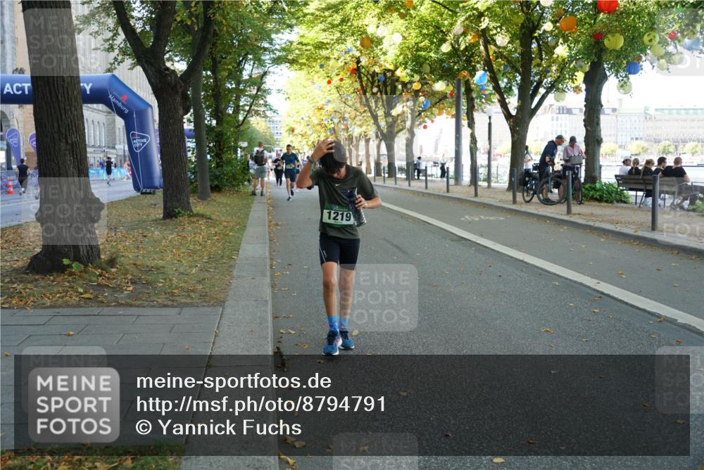 07.09.2025 - BARMER Alsterlauf Yannick Fuchs http://msf.ph/oto/8794791 07.09.2025 11:43:03 Laufen 1219 meine-sportfotos.de
