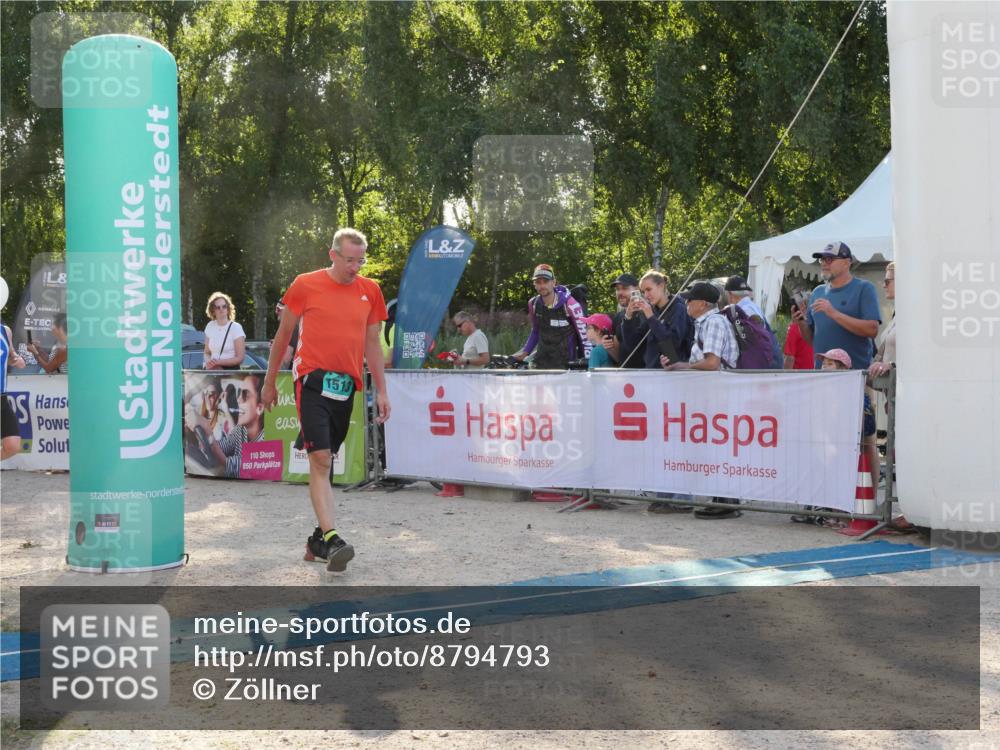 07.09.2025 - 19. Norderstedt Triathlon Zöllner http://msf.ph/oto/8794793 07.09.2025 16:51:59 Ziel 1084, 1092, 1513, 1567 meine-sportfotos.de