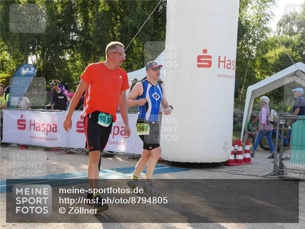 07.09.2025 - 19. Norderstedt Triathlon Zöllner http://msf.ph/oto/8794805 07.09.2025 16:52:02 Ziel 431, 1084, 1092, 1513, 1567 meine-sportfotos.de