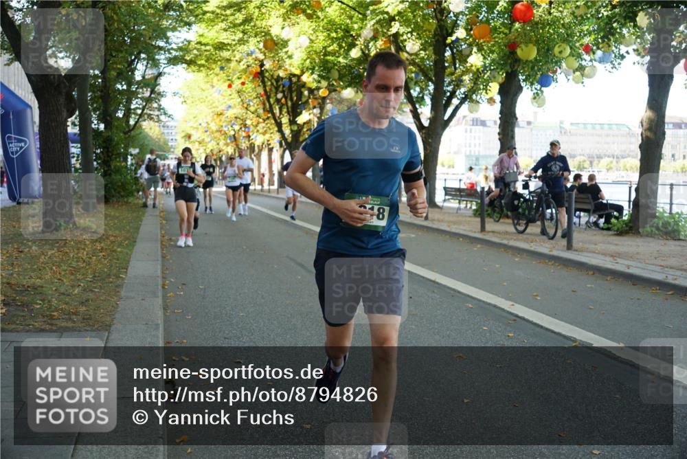 07.09.2025 - BARMER Alsterlauf Yannick Fuchs http://msf.ph/oto/8794826 07.09.2025 11:43:10 Laufen 107, 48 meine-sportfotos.de