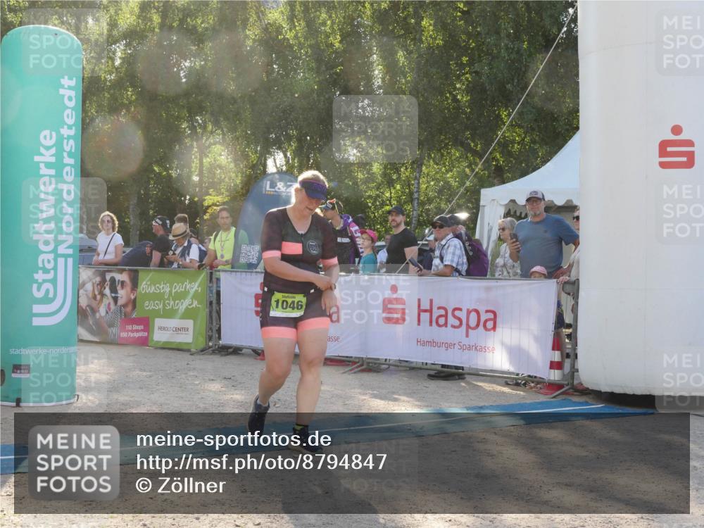 07.09.2025 - 19. Norderstedt Triathlon Zöllner http://msf.ph/oto/8794847 07.09.2025 16:53:00 Ziel 1046, 1078 meine-sportfotos.de