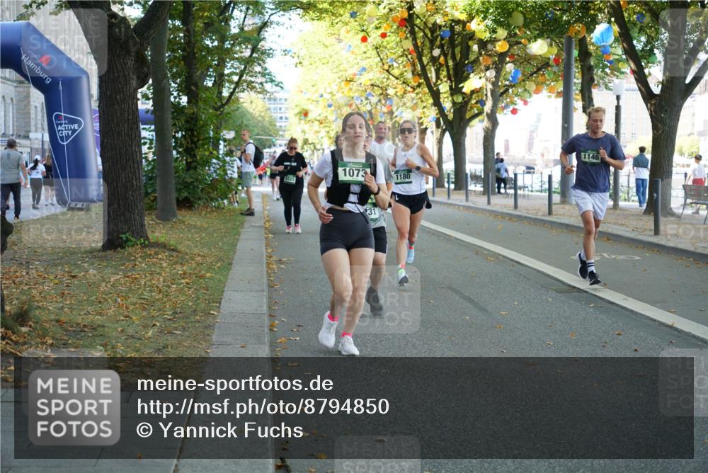 07.09.2025 - BARMER Alsterlauf Yannick Fuchs http://msf.ph/oto/8794850 07.09.2025 11:43:12 Laufen 1223, 1073, 1180, 1146, 31, 25 meine-sportfotos.de