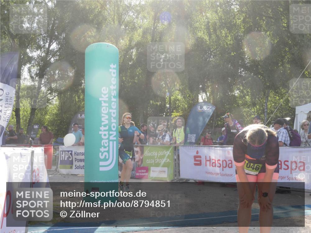 07.09.2025 - 19. Norderstedt Triathlon Zöllner http://msf.ph/oto/8794851 07.09.2025 16:53:04 Ziel 1046, 1078 meine-sportfotos.de