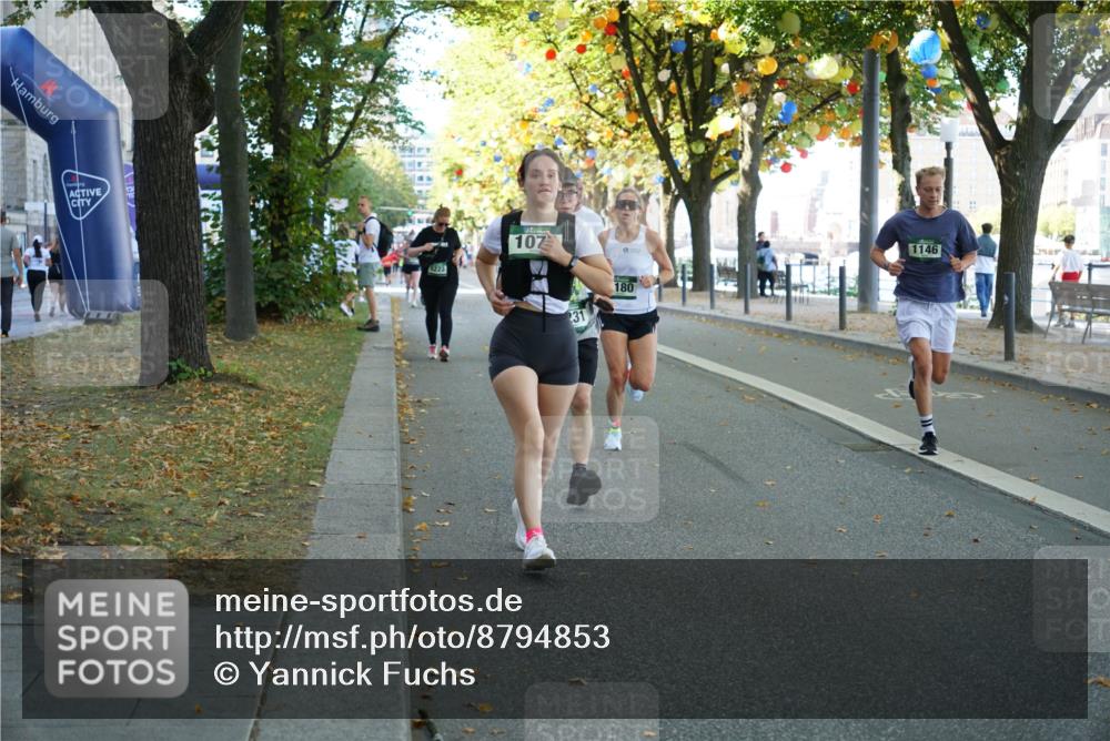 07.09.2025 - BARMER Alsterlauf Yannick Fuchs http://msf.ph/oto/8794853 07.09.2025 11:43:12 Laufen 8223, 107, 31, 180, 1146 meine-sportfotos.de