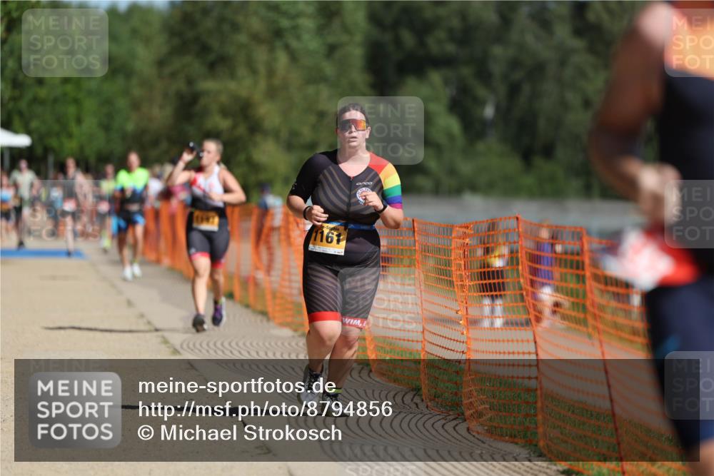 07.09.2025 - 19. Norderstedt Triathlon Michael Strokosch http://msf.ph/oto/8794856 07.09.2025 11:52:10 Laufen 200, 833, 1161, 1197 meine-sportfotos.de