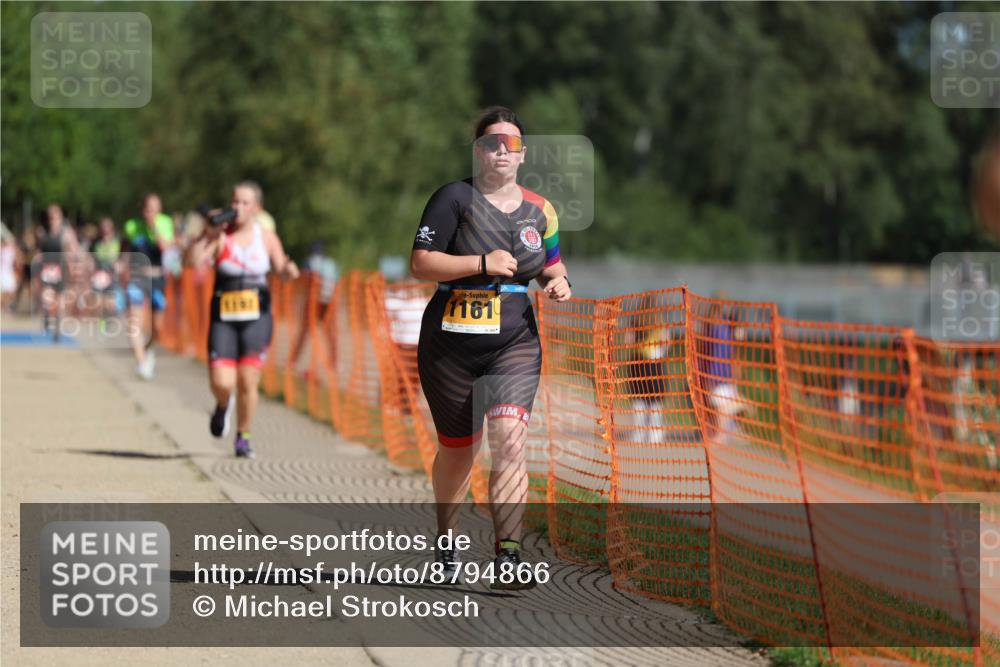 07.09.2025 - 19. Norderstedt Triathlon Michael Strokosch http://msf.ph/oto/8794866 07.09.2025 11:52:10 Laufen 200, 833, 1161, 1197 meine-sportfotos.de