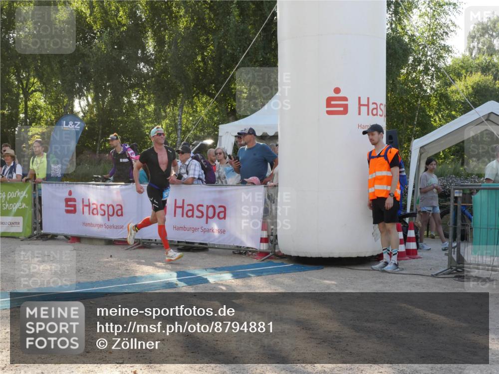 07.09.2025 - 19. Norderstedt Triathlon Zöllner http://msf.ph/oto/8794881 07.09.2025 16:53:32 Ziel 927 meine-sportfotos.de
