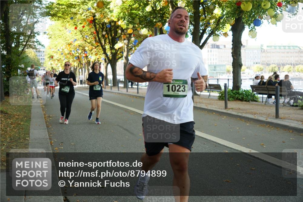 07.09.2025 - BARMER Alsterlauf Yannick Fuchs http://msf.ph/oto/8794899 07.09.2025 11:43:17 Laufen 8285, 36, 1023 meine-sportfotos.de