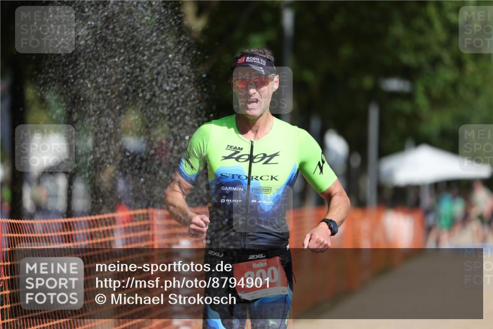 07.09.2025 - 19. Norderstedt Triathlon Michael Strokosch http://msf.ph/oto/8794901 07.09.2025 11:52:13 Laufen 200, 833, 1161, 1197 meine-sportfotos.de