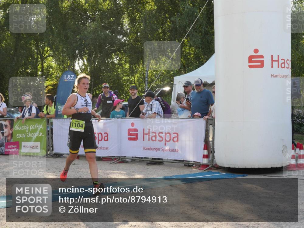 07.09.2025 - 19. Norderstedt Triathlon Zöllner http://msf.ph/oto/8794913 07.09.2025 16:54:35 Ziel 1104 meine-sportfotos.de
