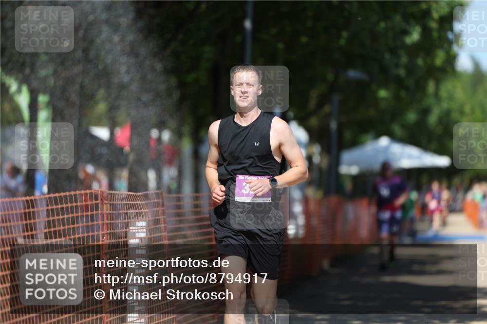 07.09.2025 - 19. Norderstedt Triathlon Michael Strokosch http://msf.ph/oto/8794917 07.09.2025 13:49:05 Laufen 320 meine-sportfotos.de