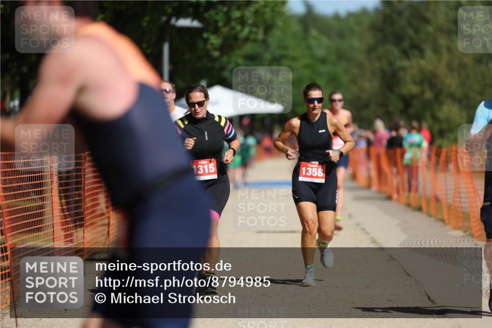 07.09.2025 - 19. Norderstedt Triathlon Michael Strokosch http://msf.ph/oto/8794985 07.09.2025 12:15:28 Laufen 807, 1253, 1305, 1315, 1358, 1365 meine-sportfotos.de