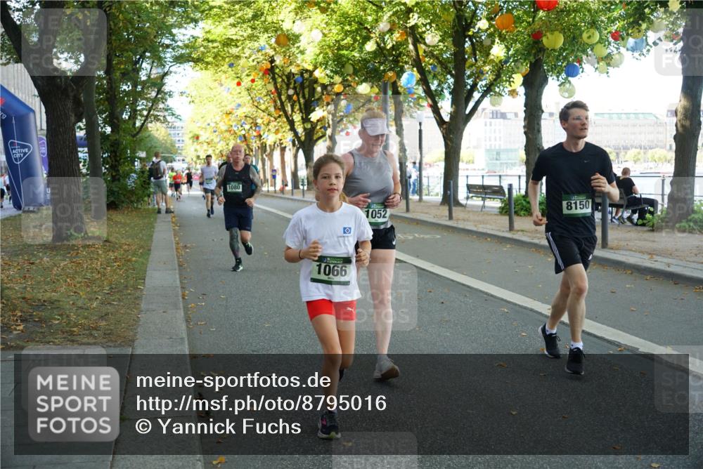 07.09.2025 - BARMER Alsterlauf Yannick Fuchs http://msf.ph/oto/8795016 07.09.2025 11:43:25 Laufen 1080, 1066, 1052, 8150, 470 meine-sportfotos.de