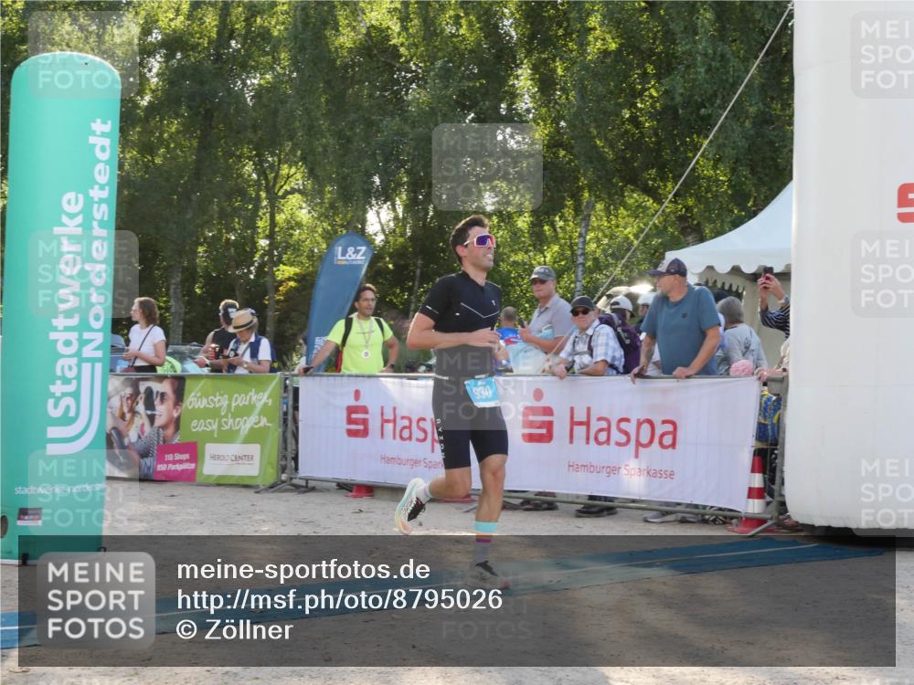 07.09.2025 - 19. Norderstedt Triathlon Zöllner http://msf.ph/oto/8795026 07.09.2025 16:56:16 Ziel 930 meine-sportfotos.de