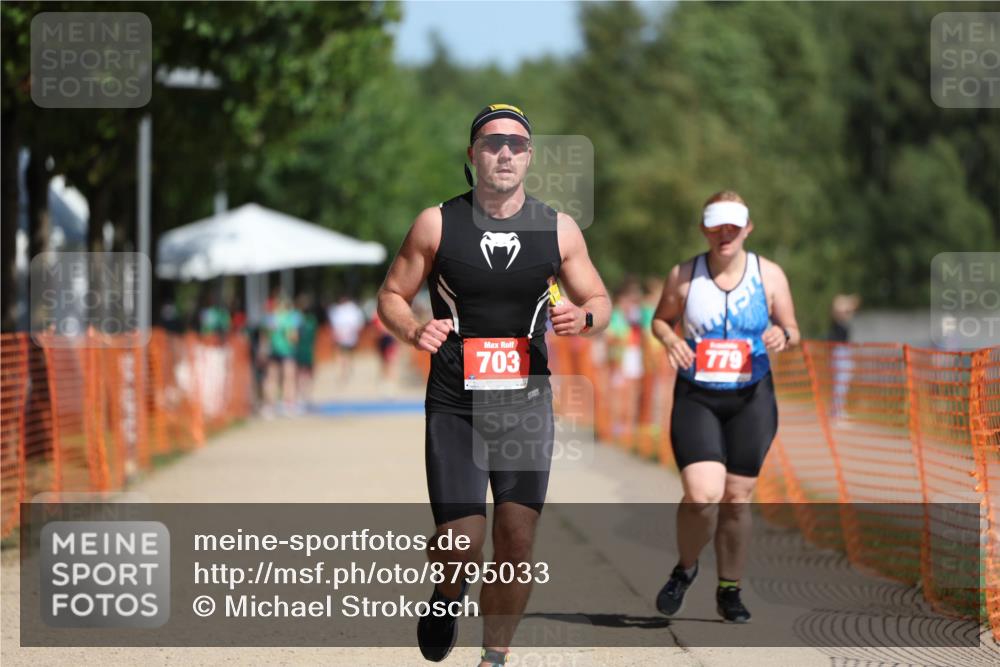 07.09.2025 - 19. Norderstedt Triathlon Michael Strokosch http://msf.ph/oto/8795033 07.09.2025 12:15:47 Laufen 703, 779, 1217 meine-sportfotos.de