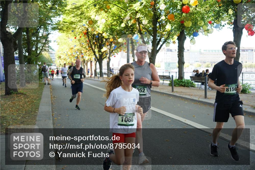 07.09.2025 - BARMER Alsterlauf Yannick Fuchs http://msf.ph/oto/8795034 07.09.2025 11:43:26 Laufen 1080, 1066, 52, 8150 meine-sportfotos.de