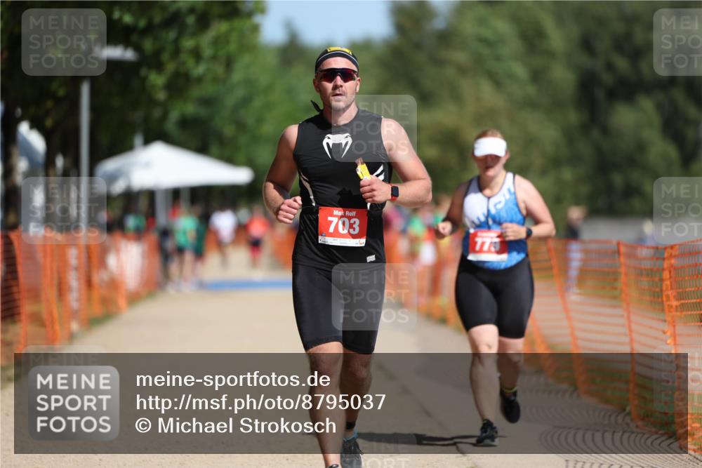 07.09.2025 - 19. Norderstedt Triathlon Michael Strokosch http://msf.ph/oto/8795037 07.09.2025 12:15:47 Laufen 703, 779, 1217 meine-sportfotos.de