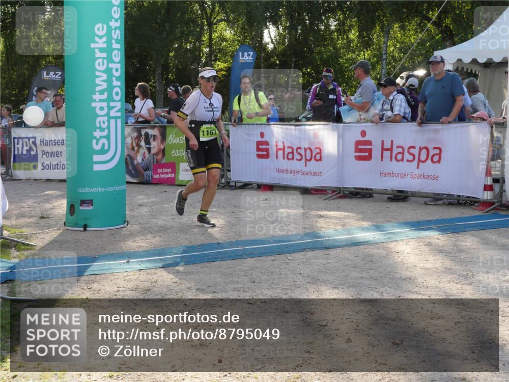 07.09.2025 - 19. Norderstedt Triathlon Zöllner http://msf.ph/oto/8795049 07.09.2025 16:56:54 Ziel 1107 meine-sportfotos.de