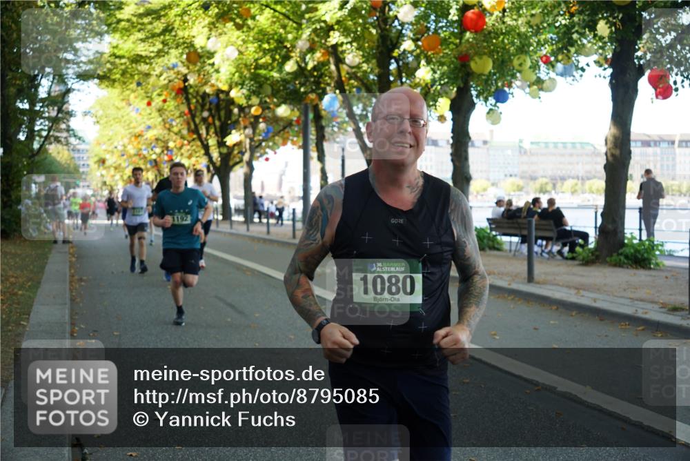 07.09.2025 - BARMER Alsterlauf Yannick Fuchs http://msf.ph/oto/8795085 07.09.2025 11:43:28 Laufen 1192, 36, 1080 meine-sportfotos.de