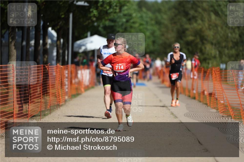 07.09.2025 - 19. Norderstedt Triathlon Michael Strokosch http://msf.ph/oto/8795089 07.09.2025 12:16:14 Laufen 186, 714, 1282 meine-sportfotos.de