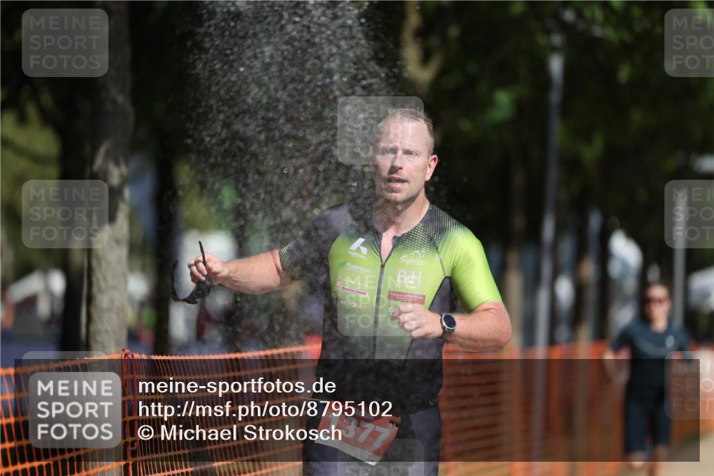 07.09.2025 - 19. Norderstedt Triathlon Michael Strokosch http://msf.ph/oto/8795102 07.09.2025 11:52:33 Laufen 1167, 1227, 1377 meine-sportfotos.de