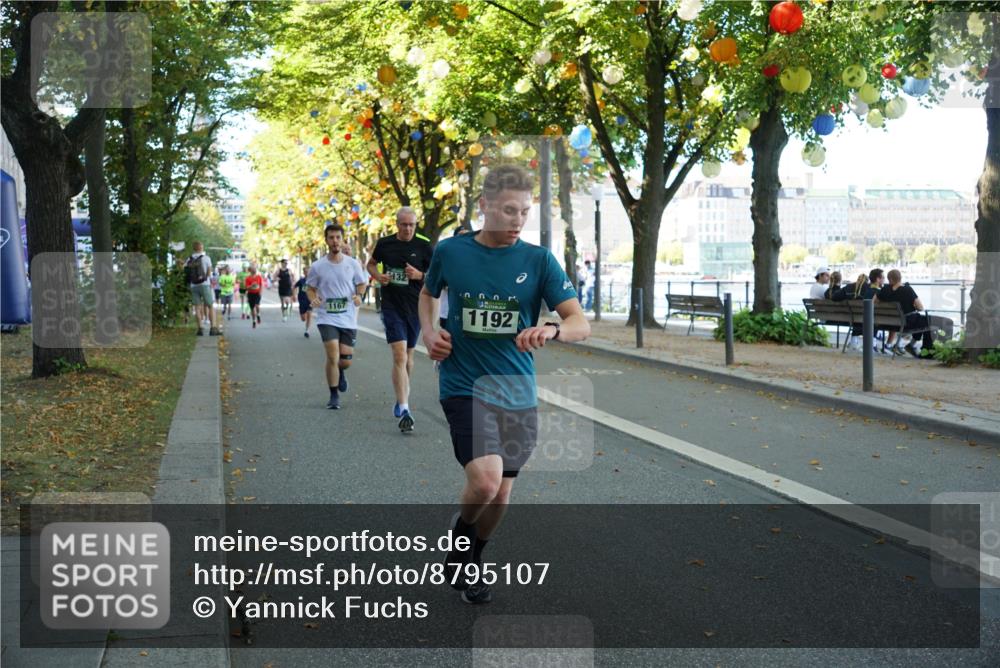 07.09.2025 - BARMER Alsterlauf Yannick Fuchs http://msf.ph/oto/8795107 07.09.2025 11:43:30 Laufen 132, 1167, 1192, 424 meine-sportfotos.de