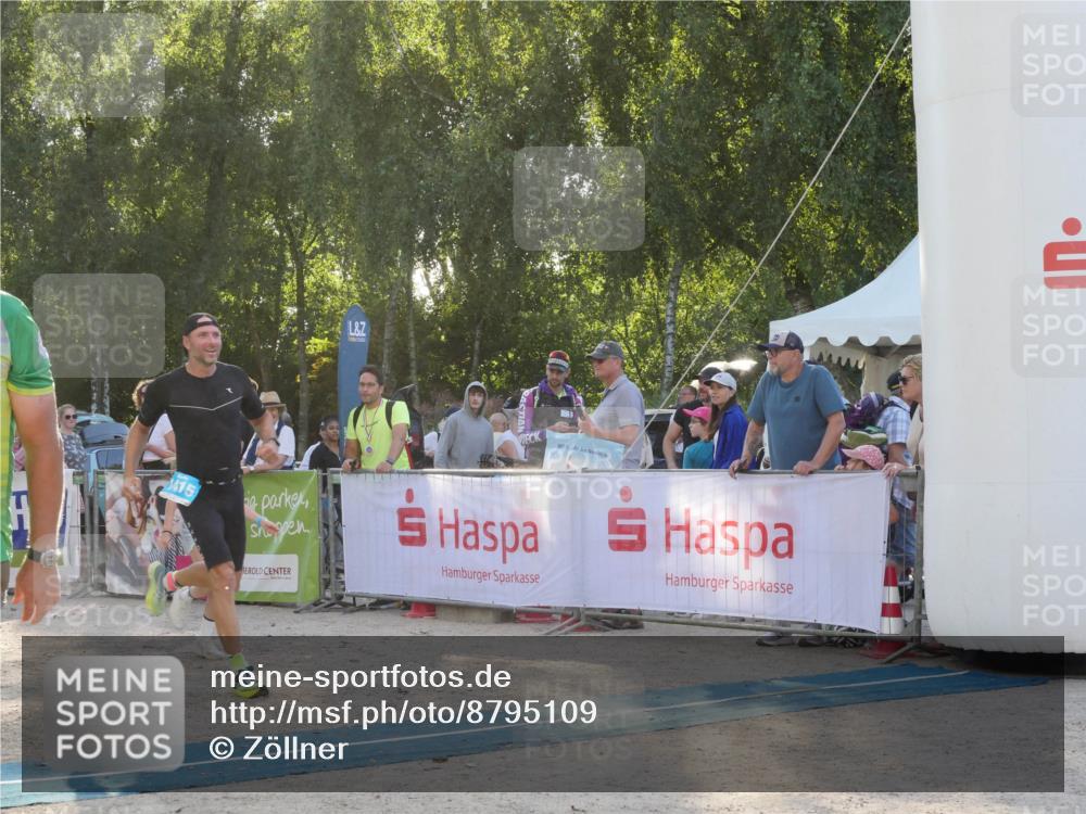 07.09.2025 - 19. Norderstedt Triathlon Zöllner http://msf.ph/oto/8795109 07.09.2025 16:57:54 Ziel 1415 meine-sportfotos.de
