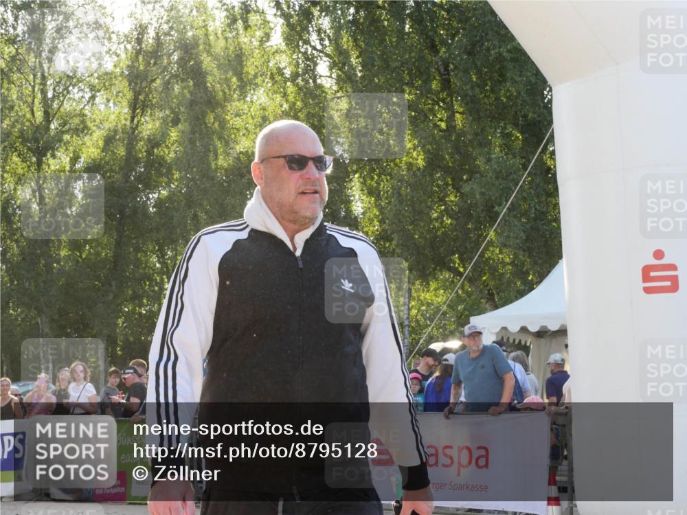07.09.2025 - 19. Norderstedt Triathlon Zöllner http://msf.ph/oto/8795128 07.09.2025 16:58:03 Ziel 1516 meine-sportfotos.de