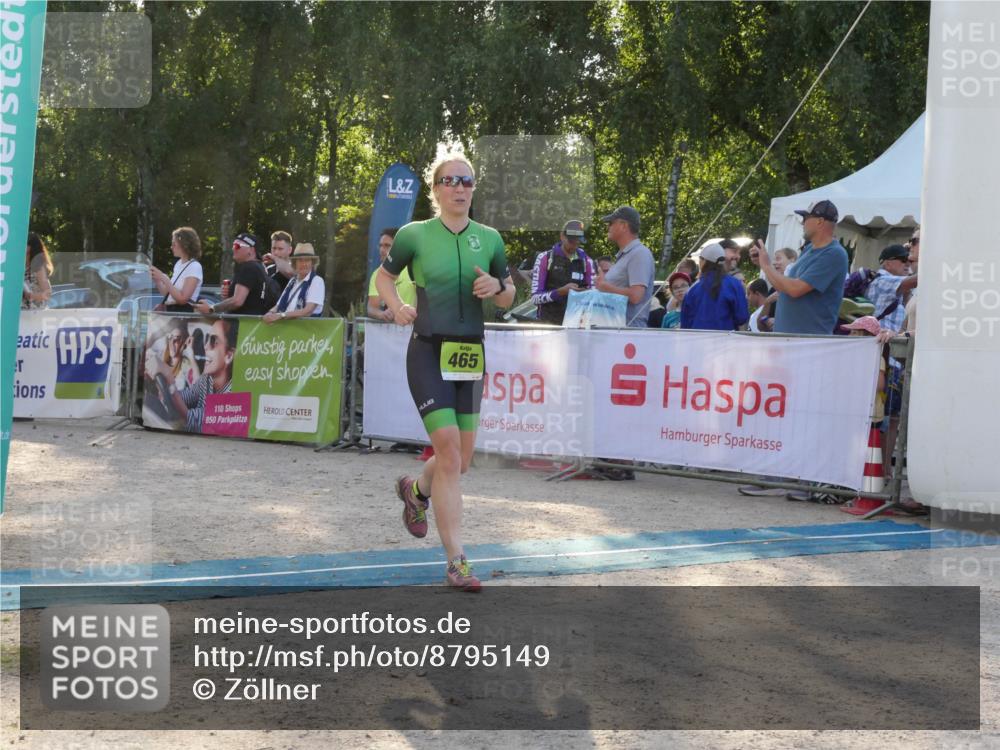 07.09.2025 - 19. Norderstedt Triathlon Zöllner http://msf.ph/oto/8795149 07.09.2025 16:58:22 Ziel 465 meine-sportfotos.de