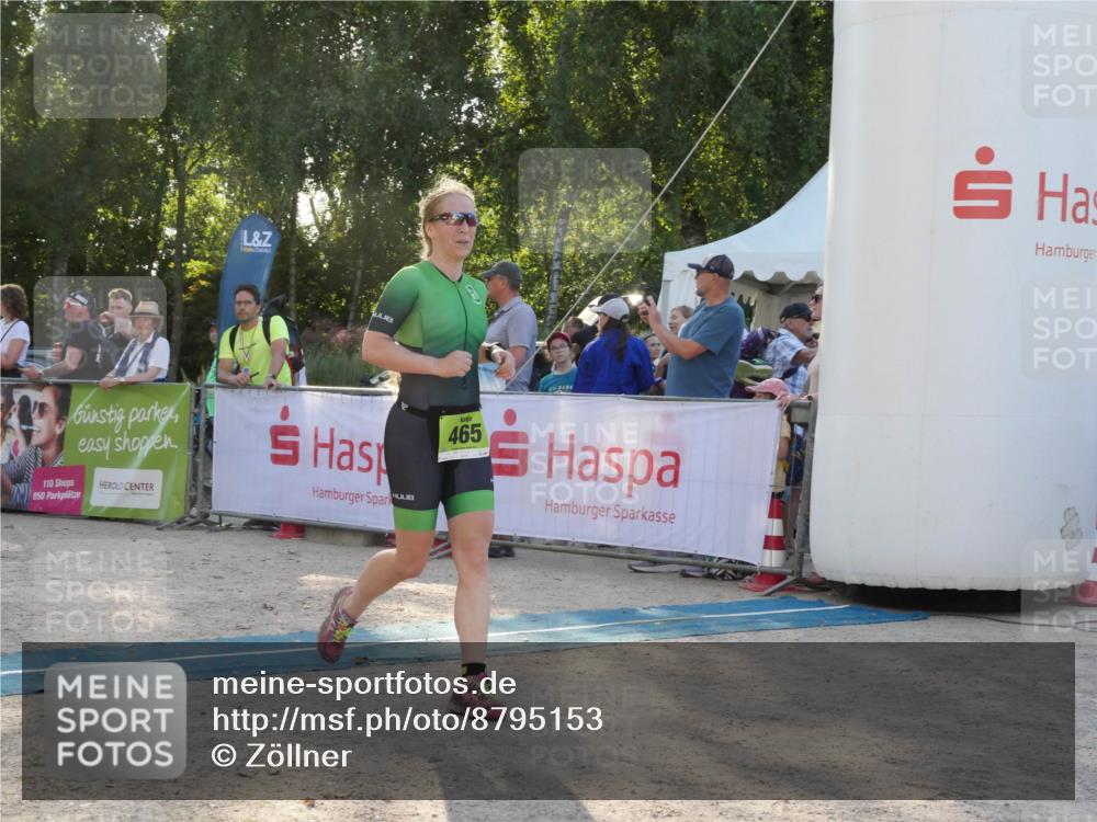 07.09.2025 - 19. Norderstedt Triathlon Zöllner http://msf.ph/oto/8795153 07.09.2025 16:58:23 Ziel 465 meine-sportfotos.de