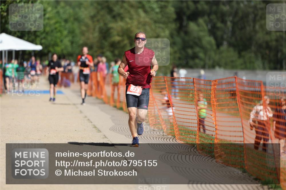 07.09.2025 - 19. Norderstedt Triathlon Michael Strokosch http://msf.ph/oto/8795155 07.09.2025 12:16:27 Laufen 823 meine-sportfotos.de