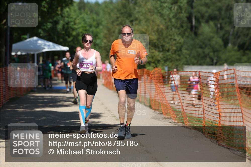 07.09.2025 - 19. Norderstedt Triathlon Michael Strokosch http://msf.ph/oto/8795185 07.09.2025 13:49:49 Laufen 353, 1304 meine-sportfotos.de