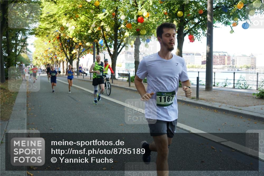 07.09.2025 - BARMER Alsterlauf Yannick Fuchs http://msf.ph/oto/8795189 07.09.2025 11:43:33 Laufen 136, 1167, 7 meine-sportfotos.de