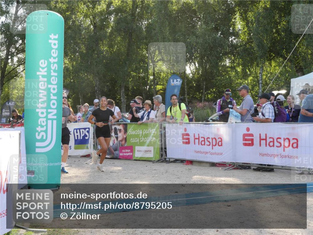 07.09.2025 - 19. Norderstedt Triathlon Zöllner http://msf.ph/oto/8795205 07.09.2025 16:58:57 Ziel 951 meine-sportfotos.de