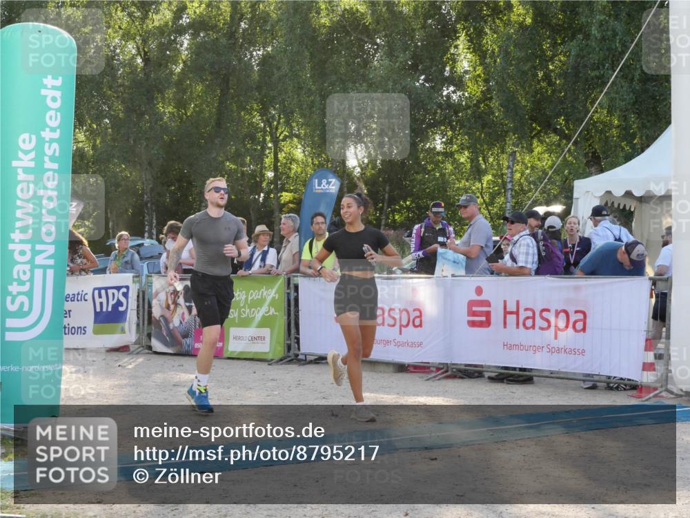 07.09.2025 - 19. Norderstedt Triathlon Zöllner http://msf.ph/oto/8795217 07.09.2025 16:58:58 Ziel 951 meine-sportfotos.de