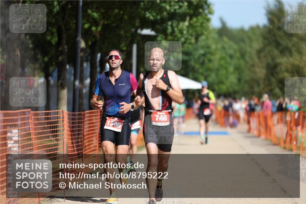07.09.2025 - 19. Norderstedt Triathlon Michael Strokosch http://msf.ph/oto/8795222 07.09.2025 12:16:50 Laufen 746, 796, 1306 meine-sportfotos.de