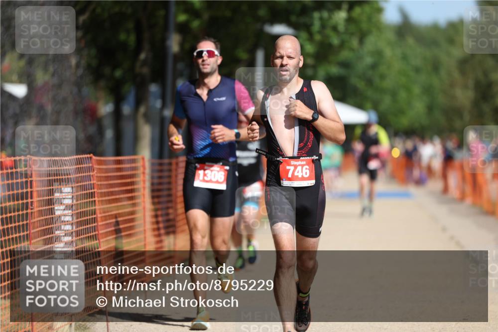 07.09.2025 - 19. Norderstedt Triathlon Michael Strokosch http://msf.ph/oto/8795229 07.09.2025 12:16:51 Laufen 746, 796, 1306 meine-sportfotos.de