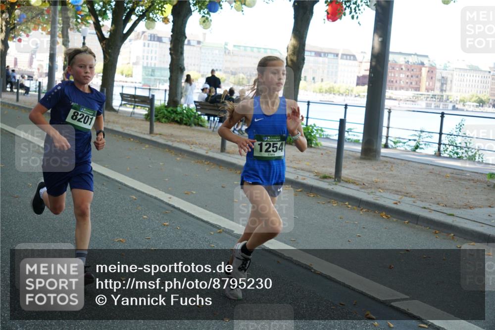 07.09.2025 - BARMER Alsterlauf Yannick Fuchs http://msf.ph/oto/8795230 07.09.2025 11:43:35 Laufen 8201, 1254 meine-sportfotos.de