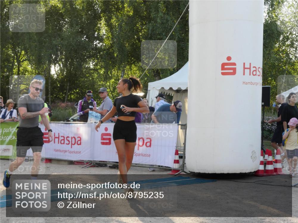 07.09.2025 - 19. Norderstedt Triathlon Zöllner http://msf.ph/oto/8795235 07.09.2025 16:58:58 Ziel 951 meine-sportfotos.de