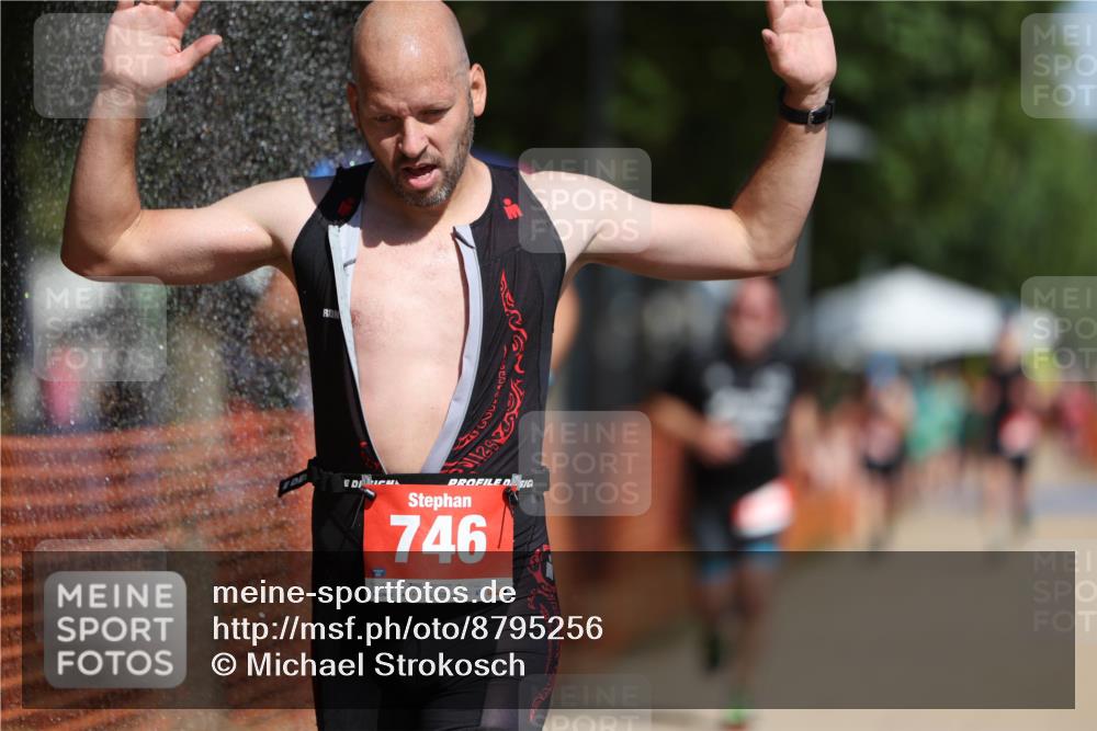 07.09.2025 - 19. Norderstedt Triathlon Michael Strokosch http://msf.ph/oto/8795256 07.09.2025 12:16:53 Laufen 746, 796, 1306 meine-sportfotos.de