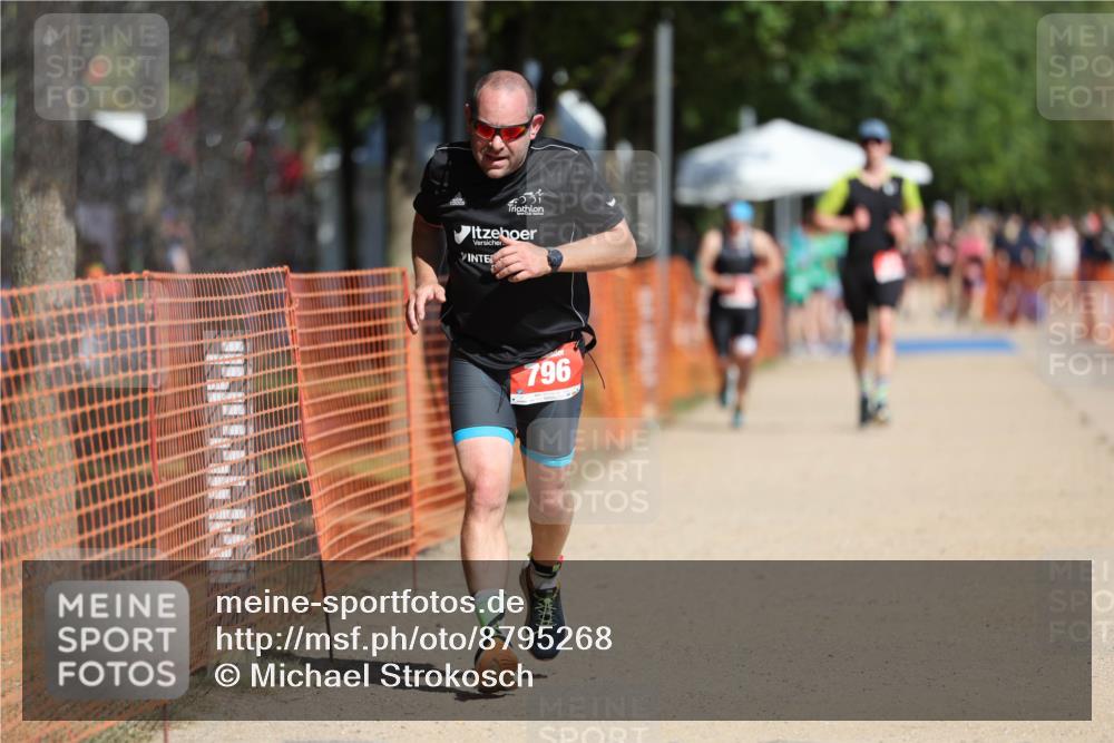 07.09.2025 - 19. Norderstedt Triathlon Michael Strokosch http://msf.ph/oto/8795268 07.09.2025 12:16:54 Laufen 746, 796, 1306 meine-sportfotos.de