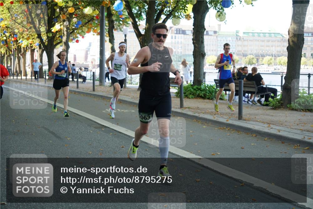 07.09.2025 - BARMER Alsterlauf Yannick Fuchs http://msf.ph/oto/8795275 07.09.2025 11:43:38 Laufen 1040, 063 meine-sportfotos.de